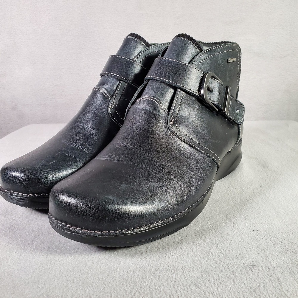 Clarks Ankle Boots Womens 8W Black Leather Appley Mid Waterproof Buckle Gorpcore